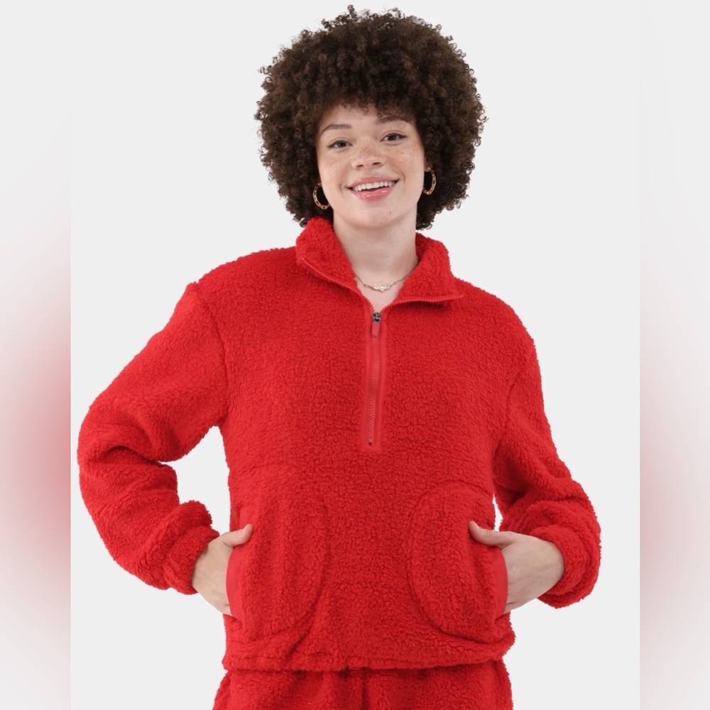 No Boundaries Women’s Plush Red Quarter Zip Pullover with Pockets - Size Small